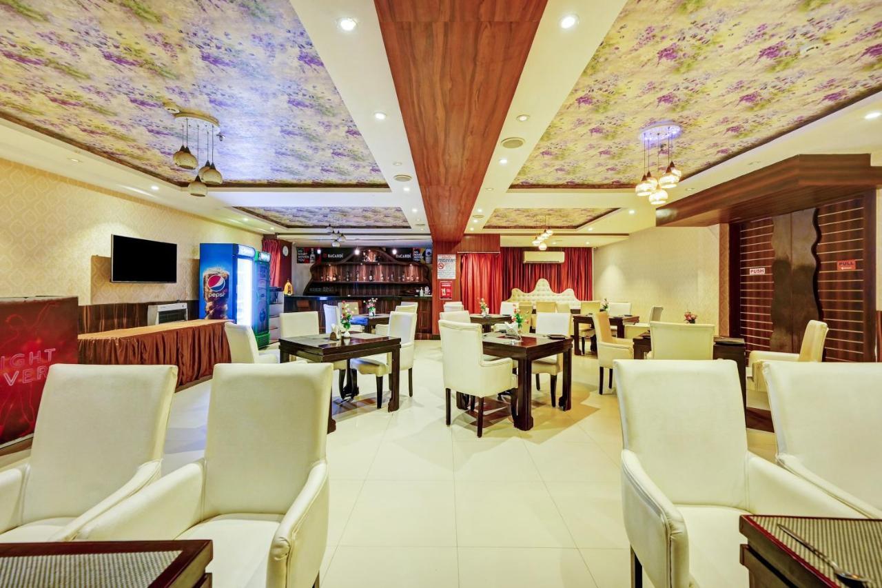 Townhouse Oak Pentagon Residency Hotel Bhubaneswar Eksteriør billede