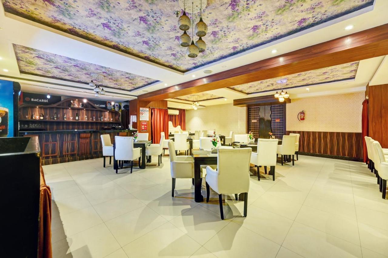 Townhouse Oak Pentagon Residency Hotel Bhubaneswar Eksteriør billede