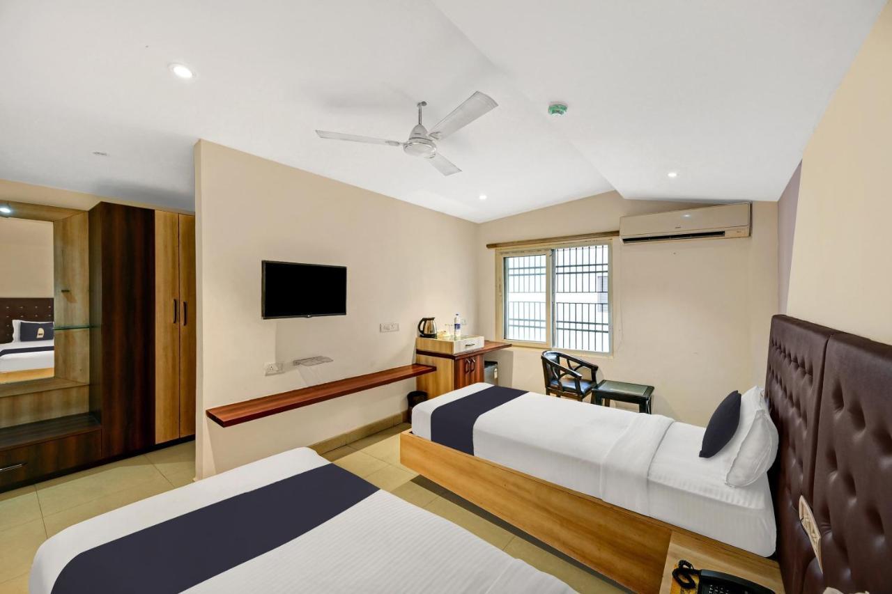 Townhouse Oak Pentagon Residency Hotel Bhubaneswar Eksteriør billede
