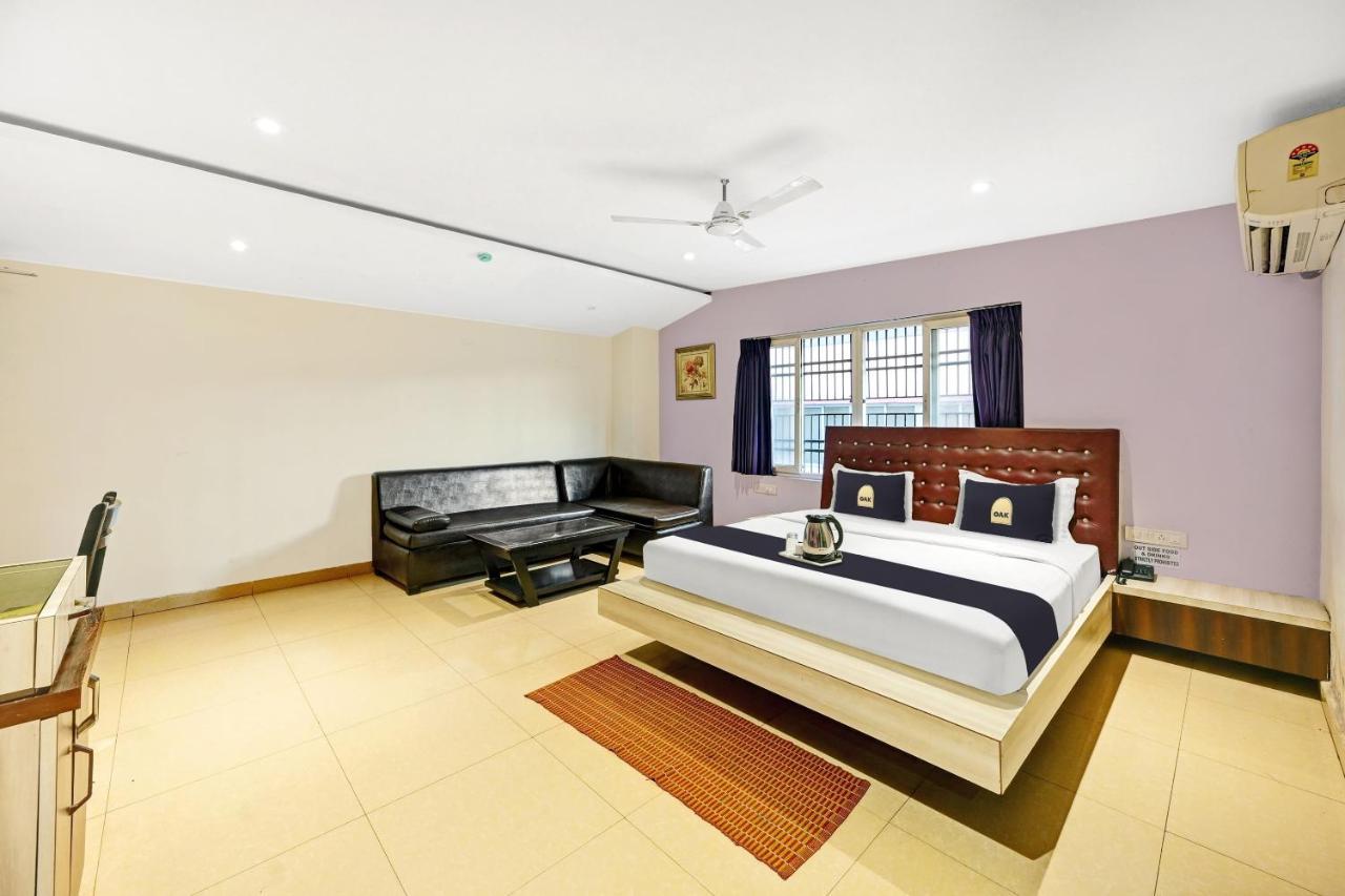 Townhouse Oak Pentagon Residency Hotel Bhubaneswar Eksteriør billede
