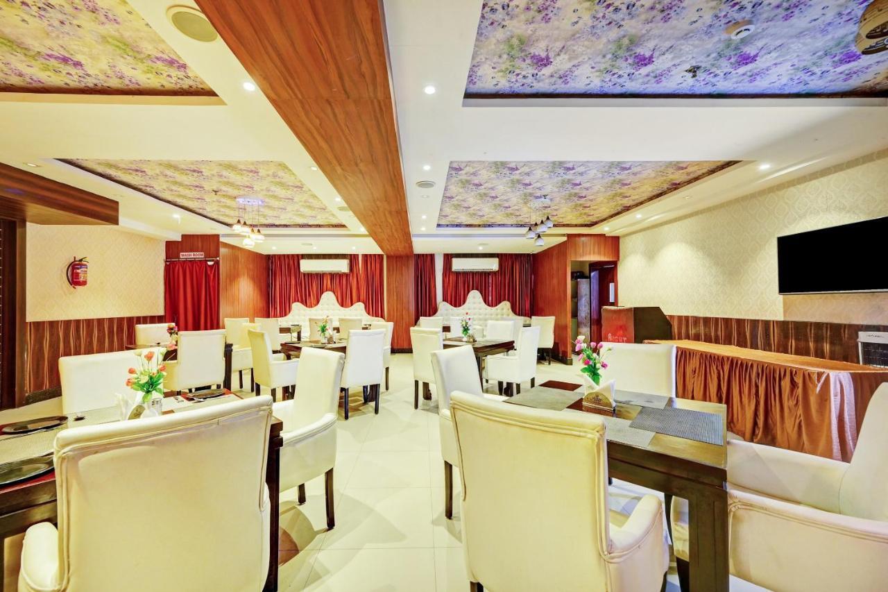 Townhouse Oak Pentagon Residency Hotel Bhubaneswar Eksteriør billede